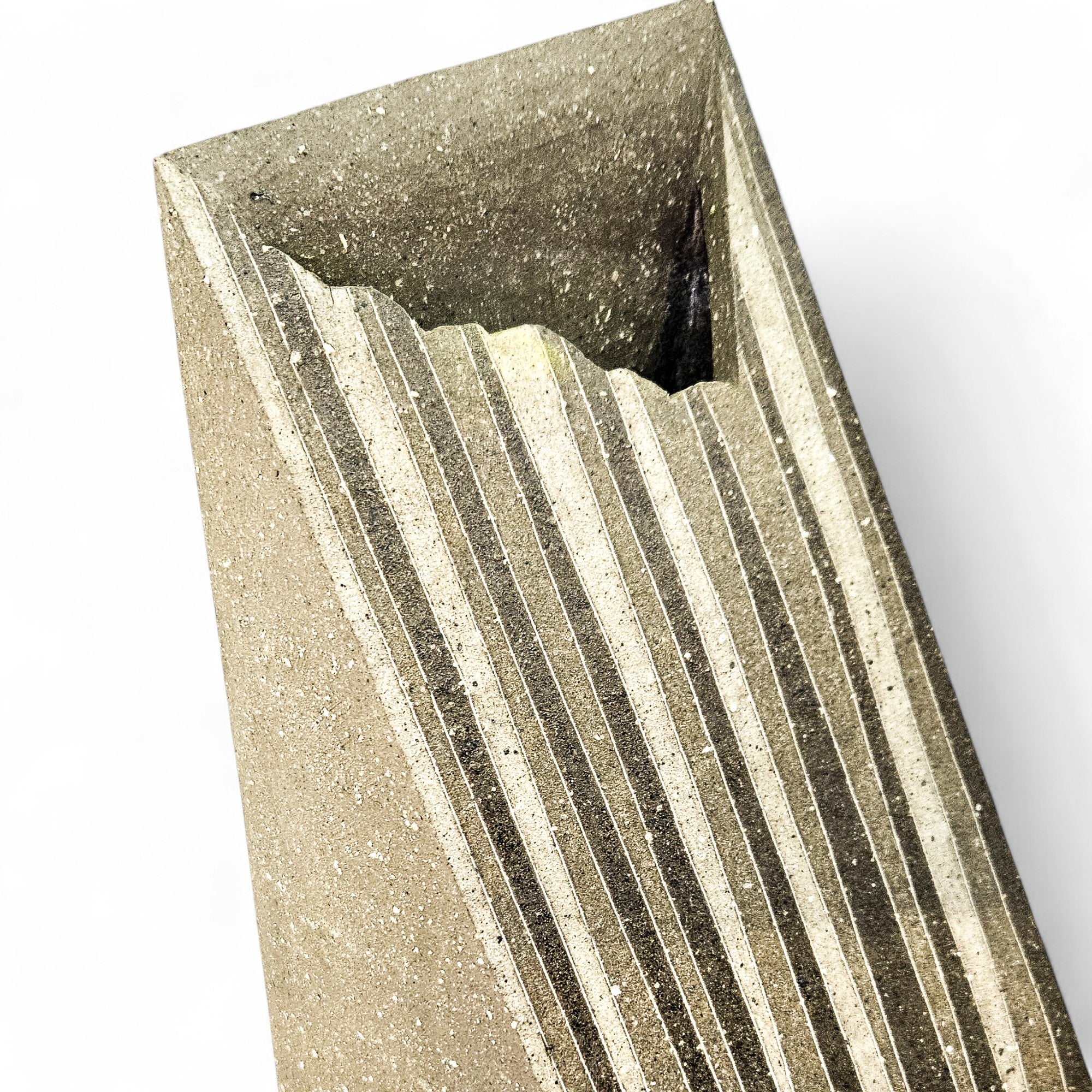 Japanese contemporary ceramic vase by KAZUHIKO SAGA