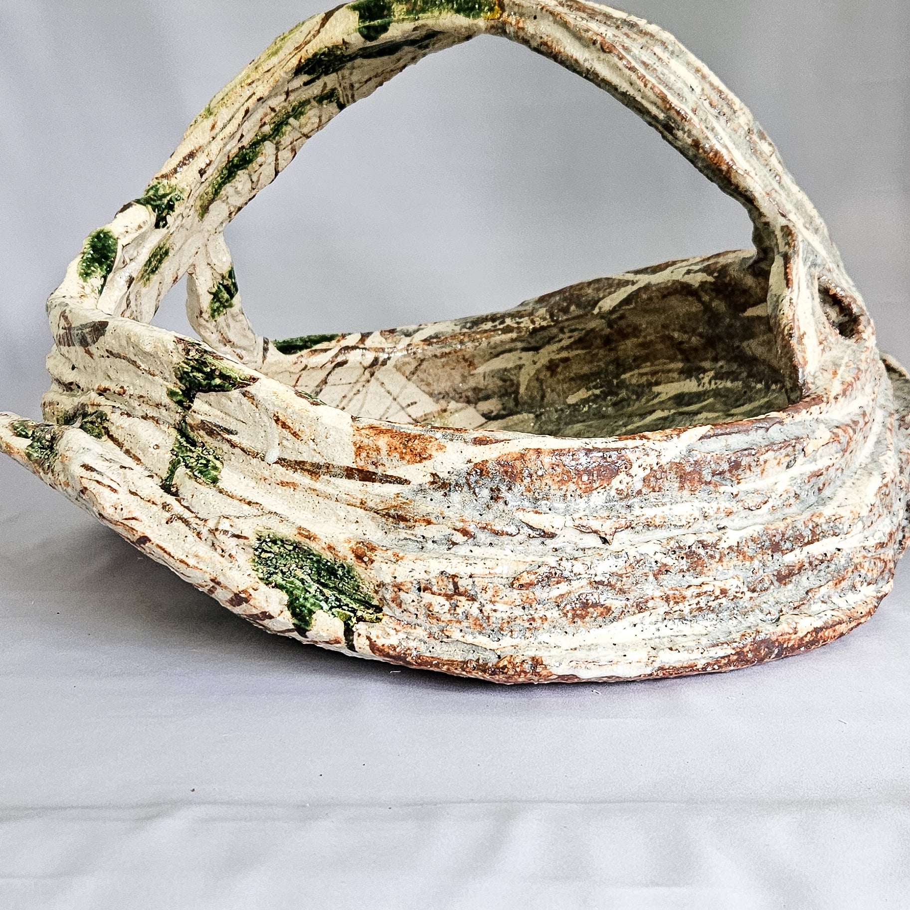 Kazari Japanese shino pottery bowl