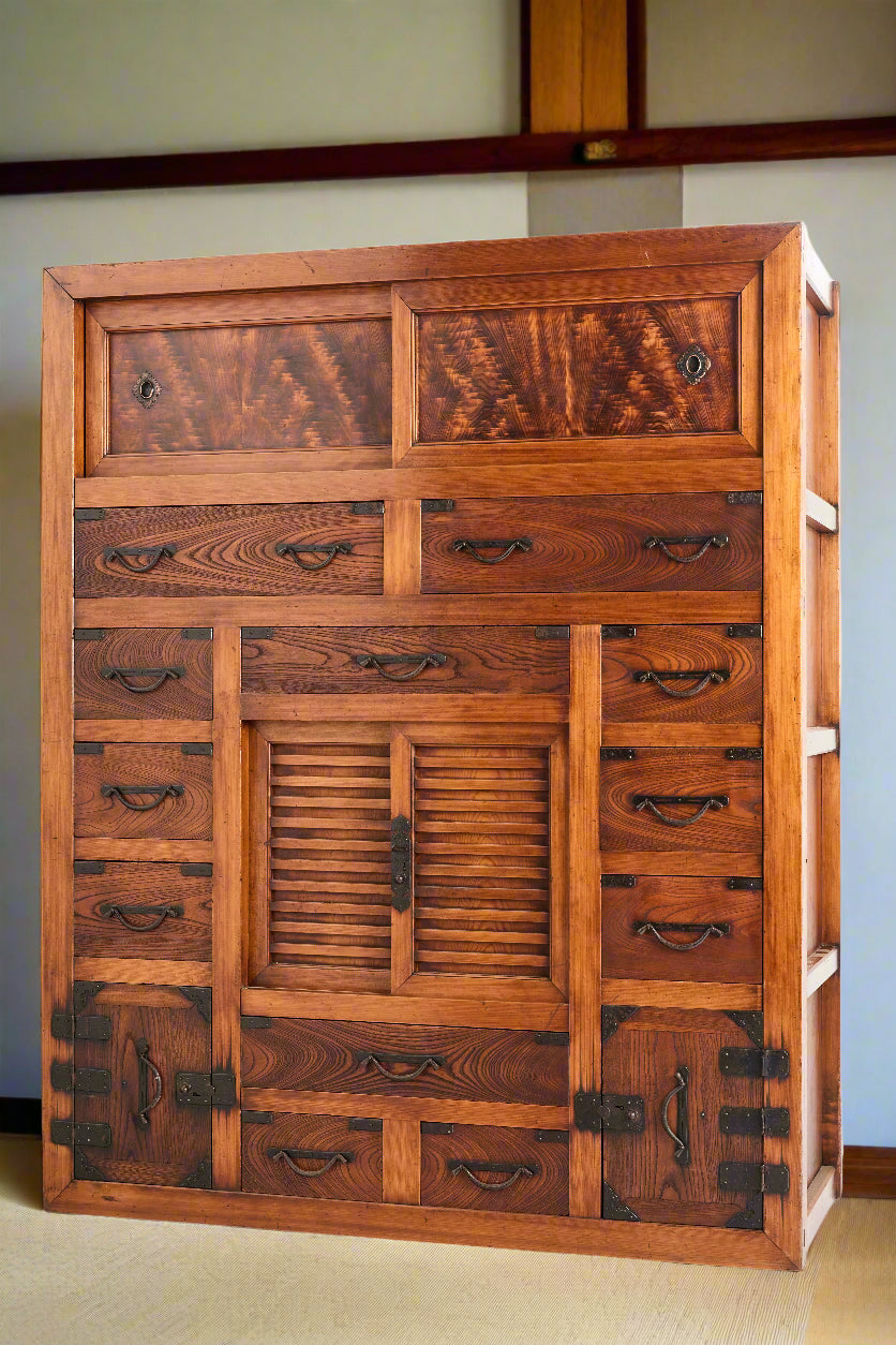 Japanese shop storage chest featuring zelcova- JF25098