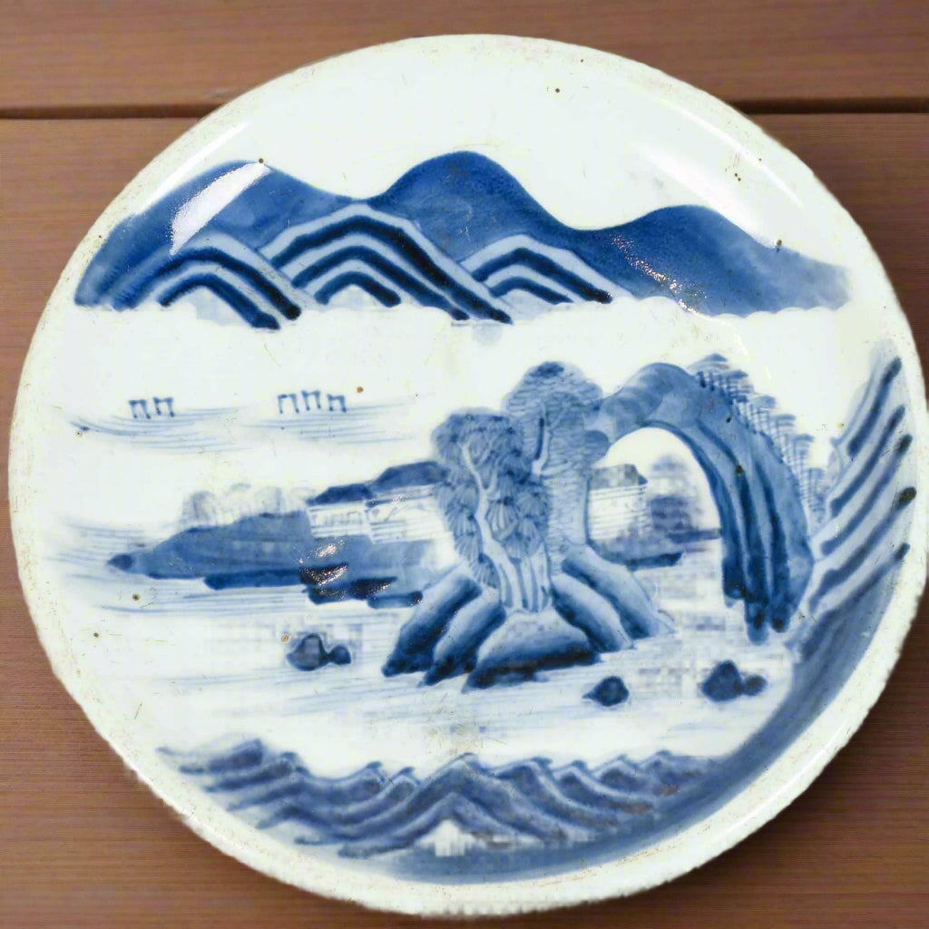 Japanese blue and white underglazed plate. Circa 1830.